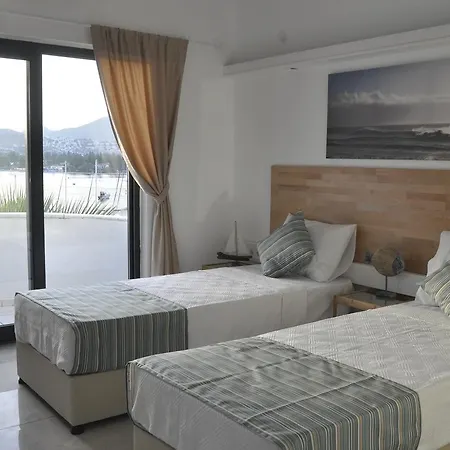 Marinada Отель 2*