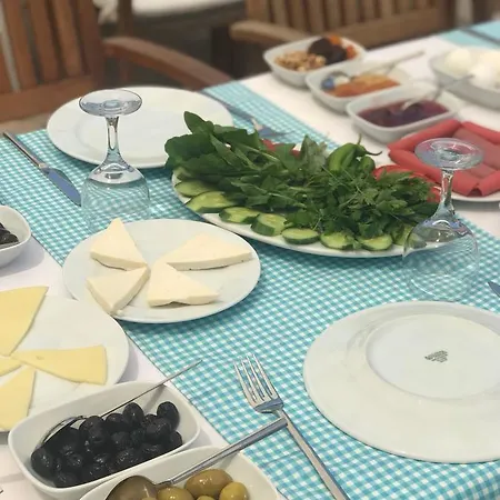 مارينادا فندق بيتيس