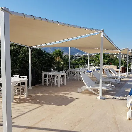 Hotel Marinada